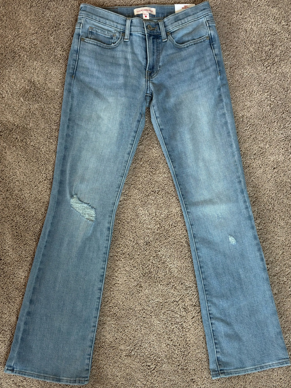 Lucky Brand Light Wash Skinny Jeans with Subtle Distressing
